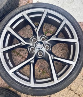 Llantas Originales Ford 19 "(Set de 4)