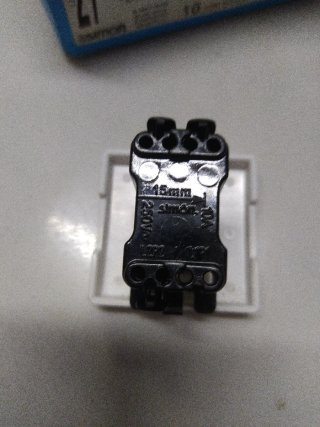 Conmutador Simón 27 Serie 10A 250V Blanco