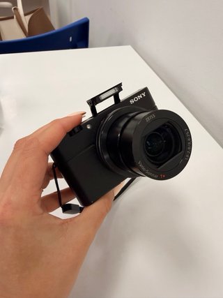 Cámara Sony RX100 III Negra