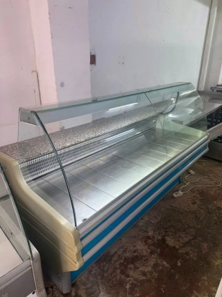 Expositor refrigerado cristal curvo
