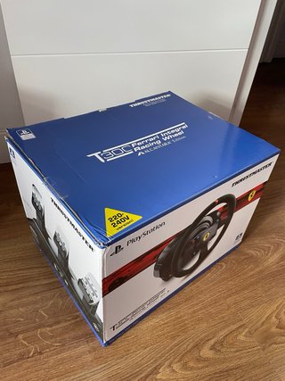 Volante Thrustmaster T300 Ferrari para PS4/PS5 PC