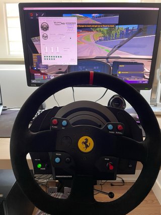 Volante Thrustmaster T300 Ferrari para PS4/PS5 PC