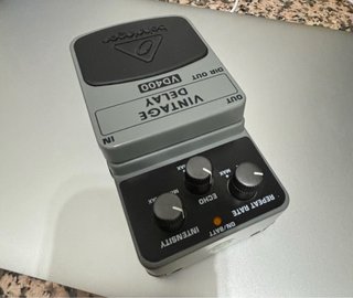 Behringer VD400 Vintage Delay Pedal