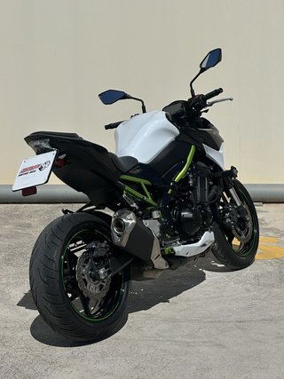 Kawasaki Z900 2021 Full