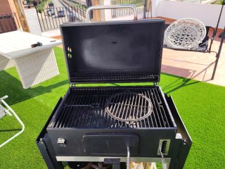 Barbacoa Kingston Negra y Plateada
