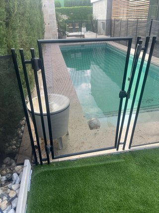 Valla de seguridad para piscina especial niños