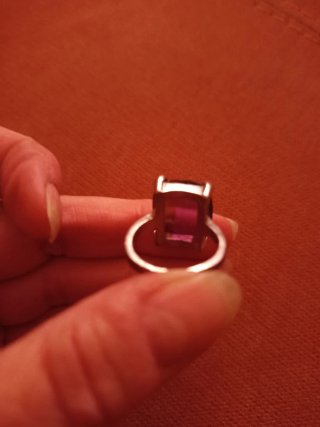 Anillos vintage morado y beige