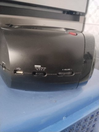 Radio CD/MP3/USB Philips Negra.Como Nuevo