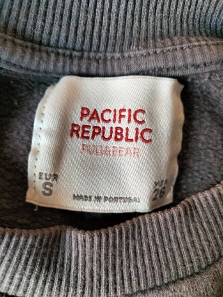 Sudadera Gris Varsity Southsea Pull&Bear Talla S