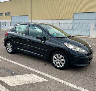 Peugeot 207 2010