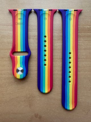 Apple Watch 44mm. Pride Edition 2020 Sport Band