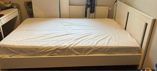 Cama de matrimonio de madera