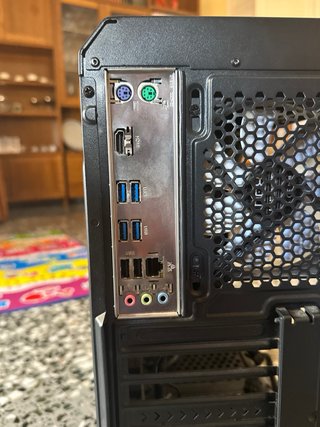 PC por piezas: i5 + Z370 + 850W