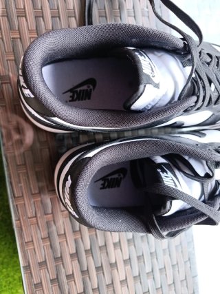 Nike Dunk Low Zapatillas Negras y Blancas