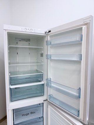 FRIGORÍFICO COMBI HAIER 188 CM NO FROST A+
