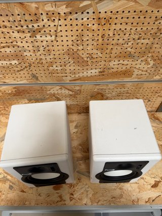 Fluid Audio F5 Blancos Pareja