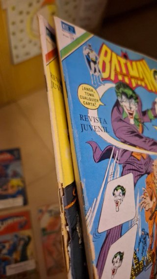 4 cómics de superhéroes