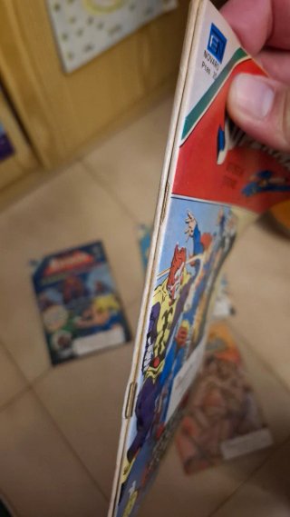 4 cómics de superhéroes