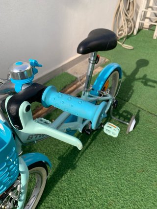 Bicicleta infantil azul con cesta 16 pulgadas