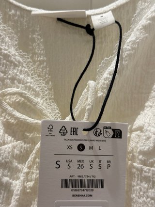 Top Bershka blanco