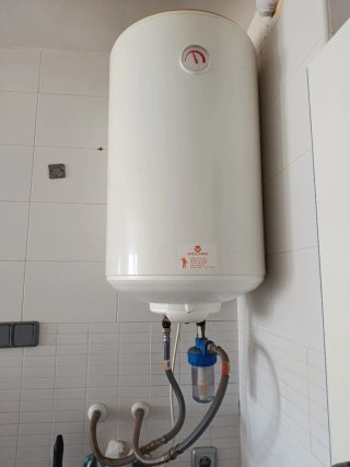 Termo eléctrico blanco