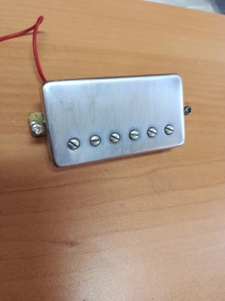 Humbucker posición mástil koreana