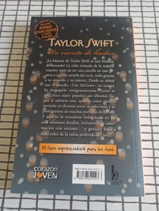 Taylor Swift Un Cuento de Hadas de Ronny Bloom