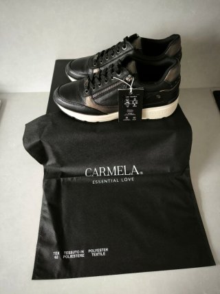 Zapatos de piel negros Carmela