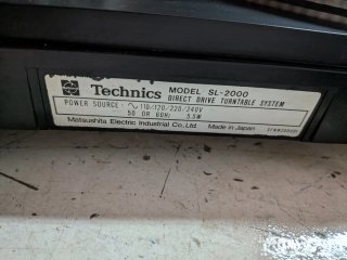 Giradischi Technics SL-2000 trazione diretta
