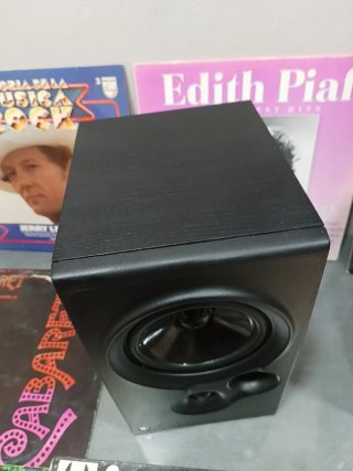 Altavoces KEF Coda 7