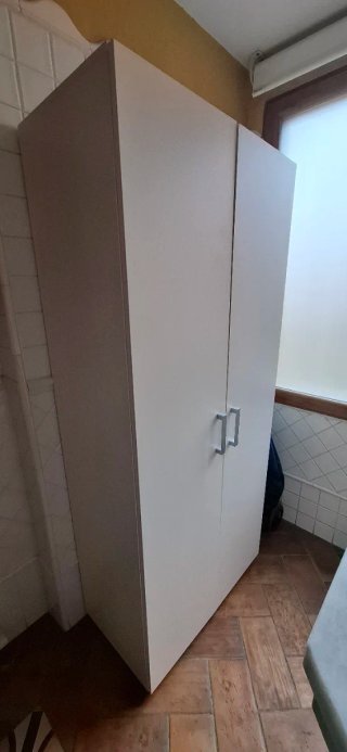 Armario blanco multiusos