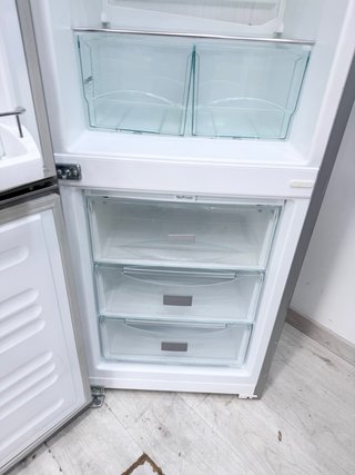 FRIGORÍFICO COMBI LIEBHERR INOX 2 MTS NO FROST A+