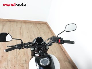 YAMAHA XSR 125 LEGACY