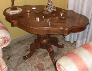 Tavolino antico noce restaurato