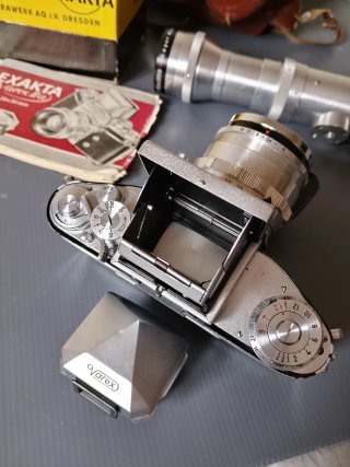 Cámara Exakta varex IIa con accesorios