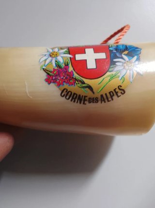 Cuerno  corneta Alphorn Suizo