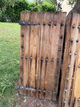 Porticones de madera rústica