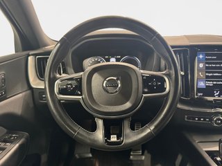 Volvo XC60 2.0 T8 AWD Business Plus Auto