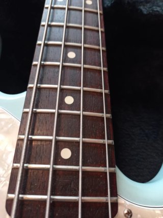 Bajo Eléctrico Fender Mark Hoppus Jazz Bass