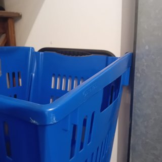 Caja organizadora, alfombra y cesta ruedas compra