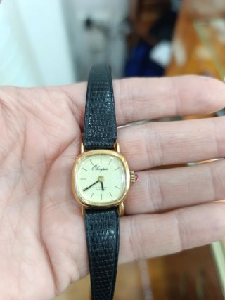 Reloj Olimpus Vintage Cuerda Oro Mujer