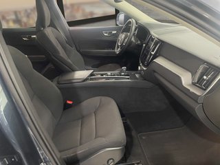XC60 2.0 B4 D Momentum Pro Auto