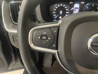 XC60 2.0 B4 D Momentum Pro Auto