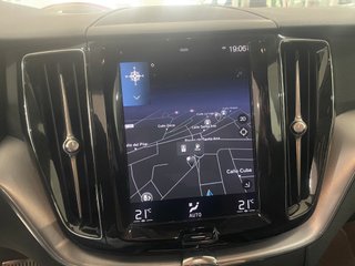 XC60 2.0 B4 D Momentum Pro Auto
