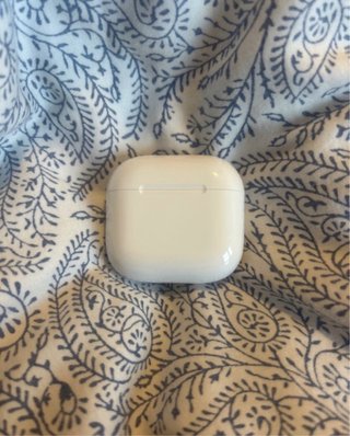Airpods 4 - Apple