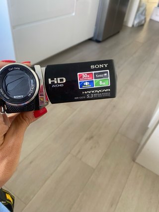 Videocámara Sony Handycam HDR-CX210