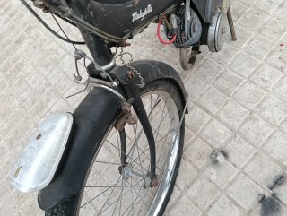 Mobilette Negra