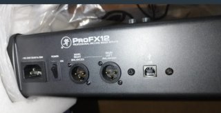 Mesa de Sonido Mackie ProFX12