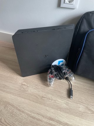 PS4 + Juegos