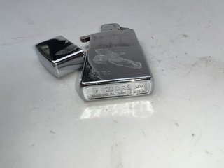 Los dos mecheros Zippo